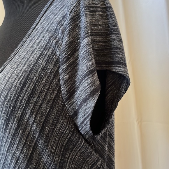 Liz Lange Maternity Dress SIZE XL - Picture 3 of 11